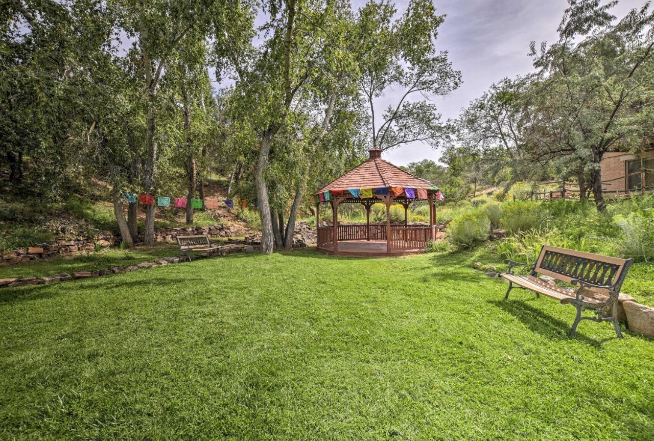 Апартаменти Adobe-Style Abode With Amenities - Walk To Plaza! Санта-Фе Екстер'єр фото
